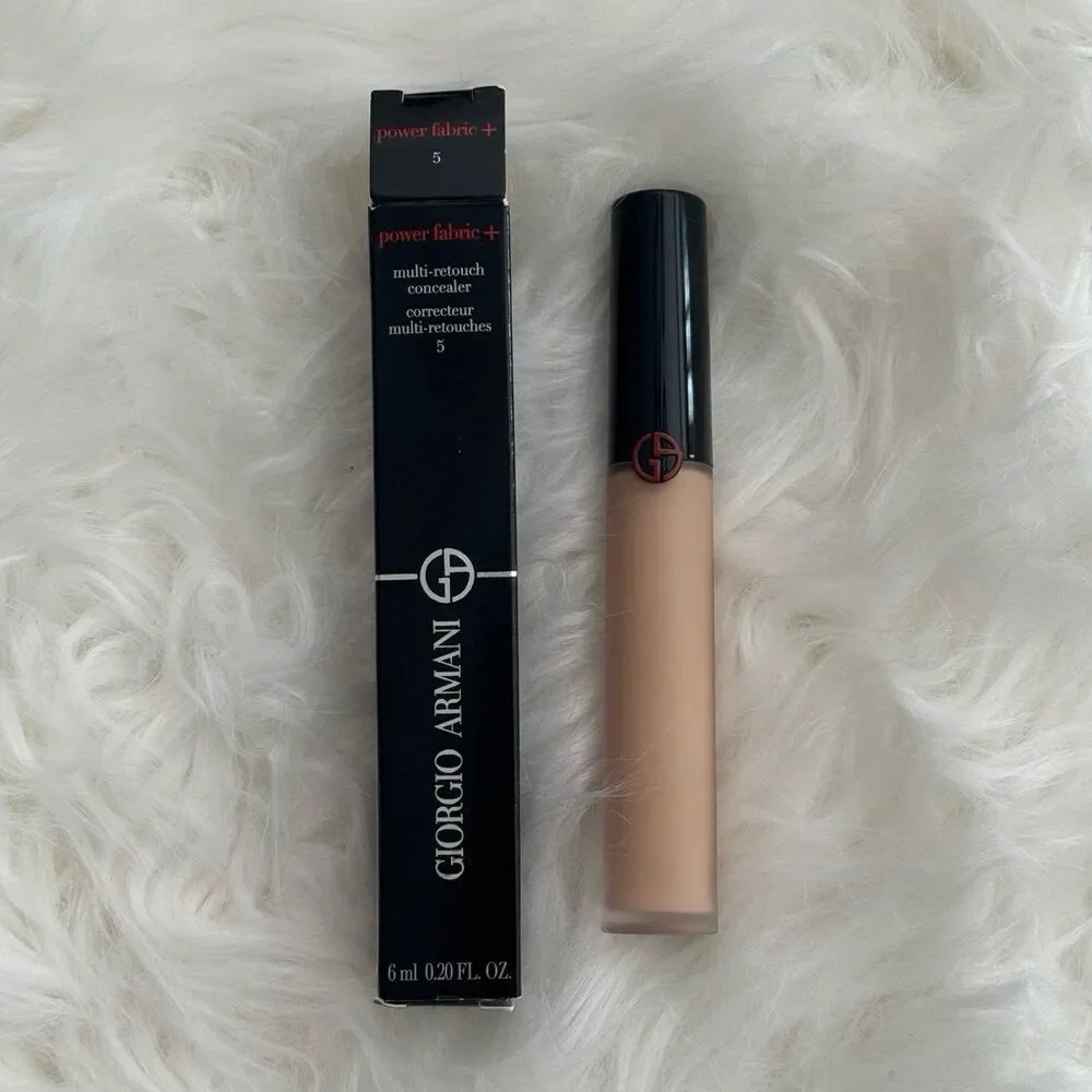Giorgio Armani Beauty Power Fabric Concealer 5